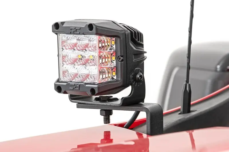 [RC28-70840] HERRAJES PORTA LUCES PILAR A PARA CHEYENNE Y SILVERADO (19-22) SIN LUCES ROUGH COUNTRY 70840